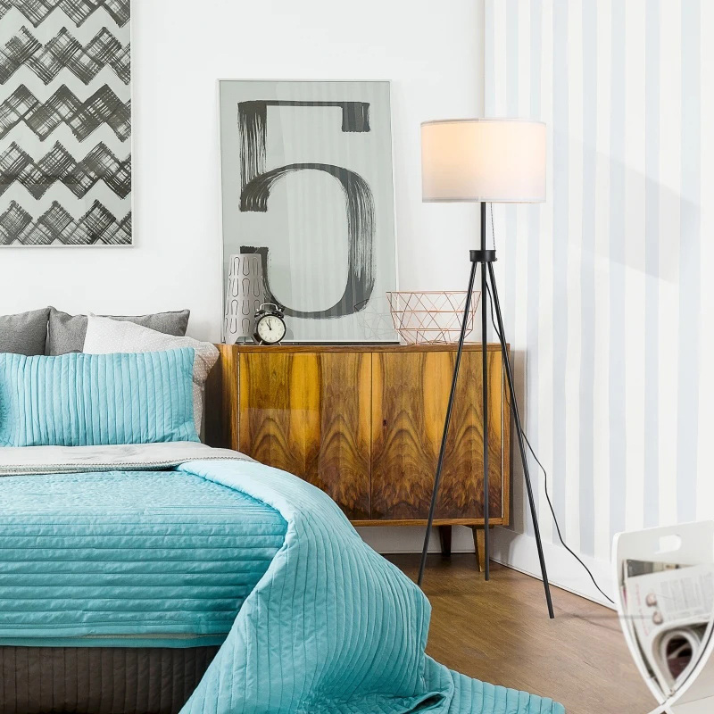 Moderne leeslamp voor hoge vloer met voetpedaal